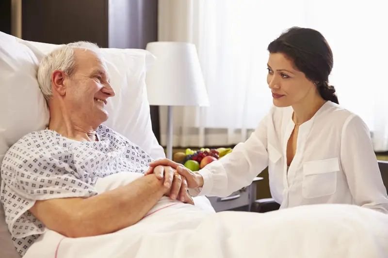 Adulto mayor postrado